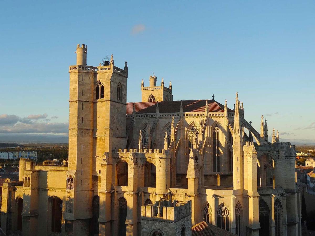 Chateau De La Motte - Entre Narbonne Et Le Canal Du Midi *